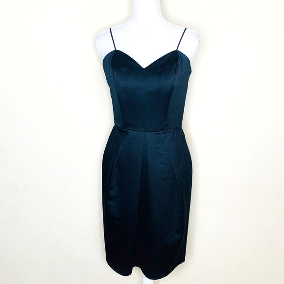 Darcy Dresses & Skirts - Darcy Satin Sweetheart Neck Formal Black Dress